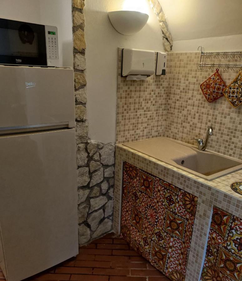 Ferienwohnung La Grotta Di Filomena Catania Exterior foto